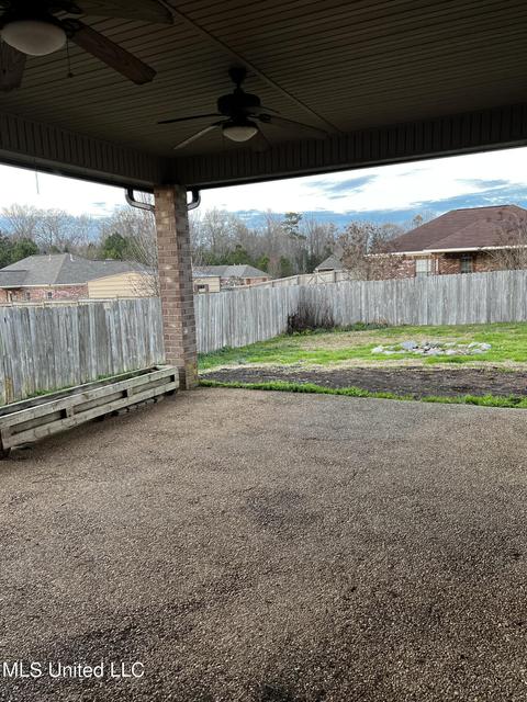302 Duckworth Pl, Florence, MS 39073 photo 12