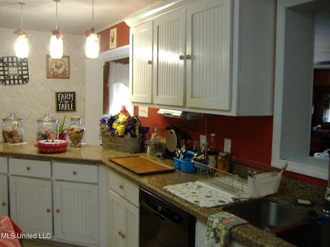 31 Mchenry School Dr, Mchenry, MS 39561 photo 17