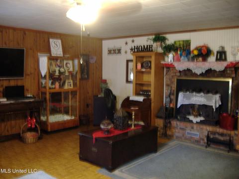 31 Mchenry School Dr, Mchenry, MS 39561 photo 3