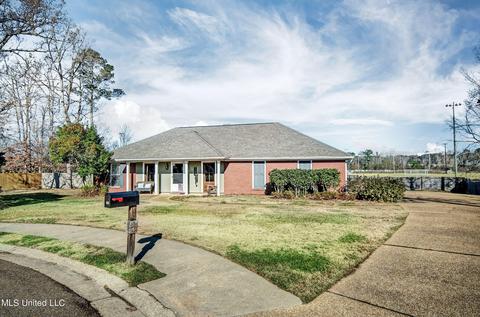127 Post Oak Dr, Brandon, MS 39047 photo 1