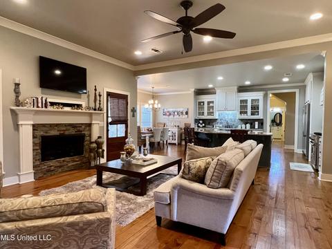 304 E Brandon Ct, Brandon, MS 39042 photo 8