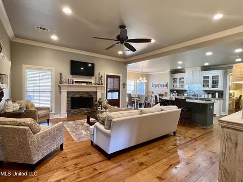 304 E Brandon Ct, Brandon, MS 39042 photo 6