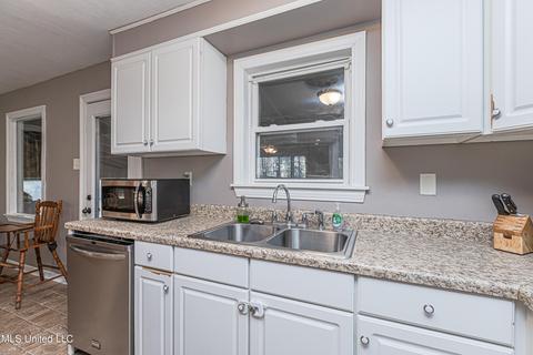 600 E Dewey Camp Dr, Florence, MS 39073 photo 10
