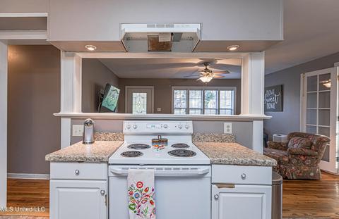 600 E Dewey Camp Dr, Florence, MS 39073 photo 9
