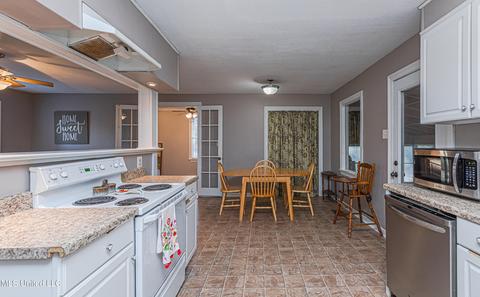600 E Dewey Camp Dr, Florence, MS 39073 photo 8