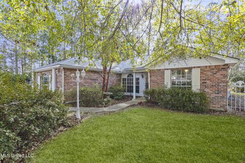 73665 N Diamondhead Dr, Diamondhead, MS 39525 photo 1