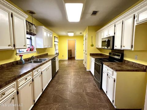 609 SE 12th Ave, Magee, MS 39111 photo 12