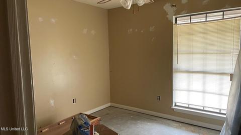 717 Wicker St, Forest, MS 39074 photo 5