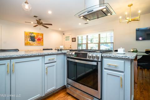 4516 Meadowridge Dr, Jackson, MS 39206 photo 7