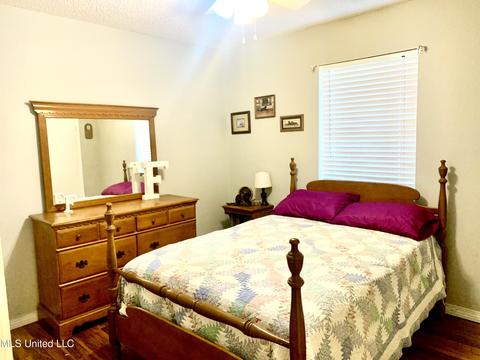 19200 Thrasher Dr, Moss Point, MS 39562 photo 31