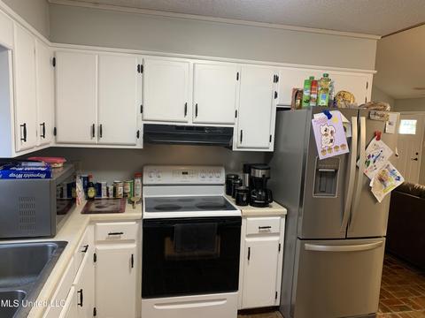 19200 Thrasher Dr, Moss Point, MS 39562 photo 14