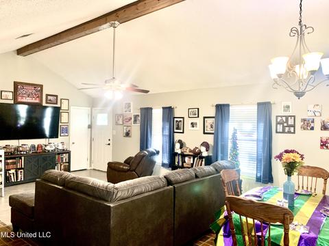 19200 Thrasher Dr, Moss Point, MS 39562 photo 8