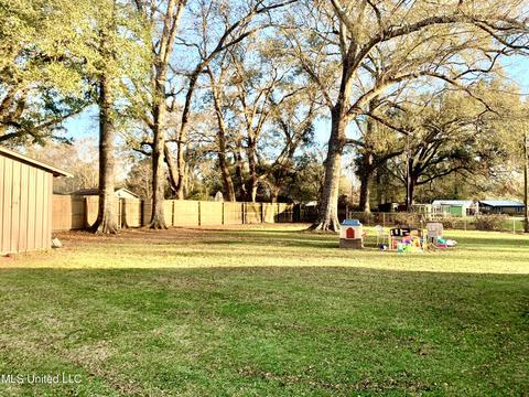19200 Thrasher Dr, Moss Point, MS 39562 photo 43