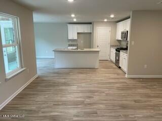 1016 Enclave Cir, Long Beach, MS 39560 photo 12