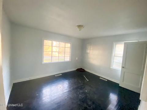 409 E Hillsdale Dr, Jackson, MS 39209 photo 3