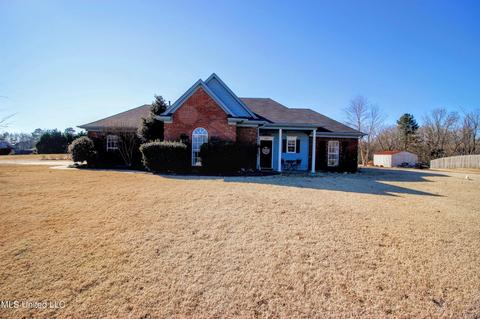 5909 Honey Oak Dr, Hernando, MS 38632 photo 1