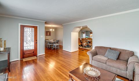 212 Second St, Flora, MS 39071 photo 8