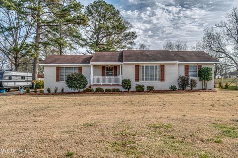 212 Second St, Flora, MS 39071 photo 1