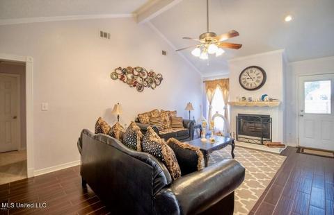 7809 Old Stage Rd, Moss Point, MS 39562 photo 9