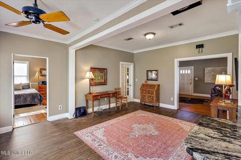 4052 Pine Hill Dr, Jackson, MS 39206 photo 12