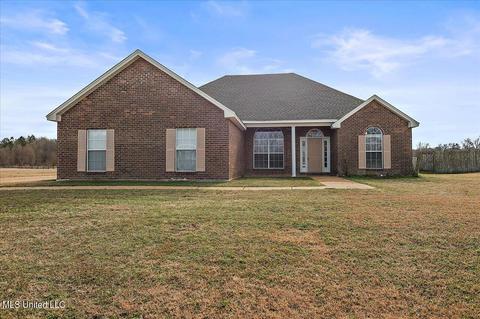 365 Mallory Dr, Byram, MS 39272 photo 1