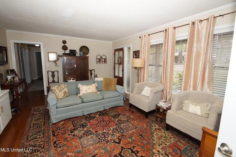 248 Chippewa Cir, Jackson, MS 39211 photo 5