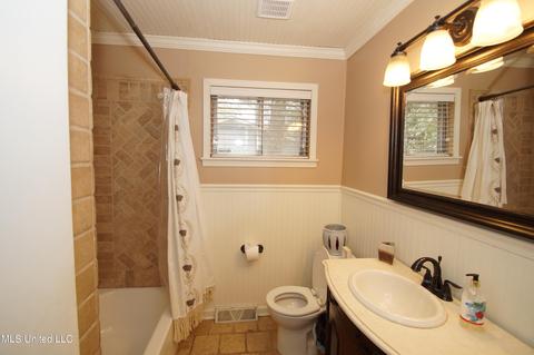 248 Chippewa Cir, Jackson, MS 39211 photo 17