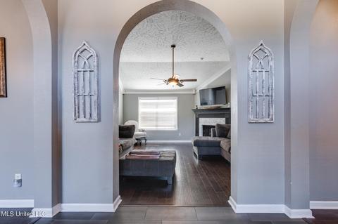 12809 Pine Needle Cv, Olive Branch, MS 38654 photo 5