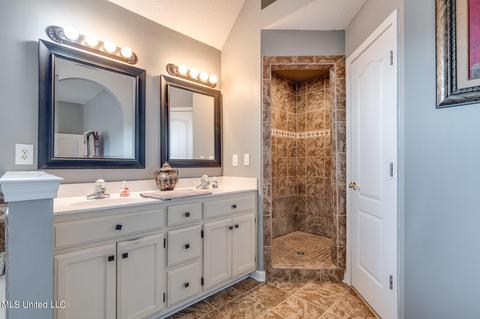 12809 Pine Needle Cv, Olive Branch, MS 38654 photo 22