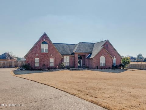 12809 Pine Needle Cv, Olive Branch, MS 38654 photo 3