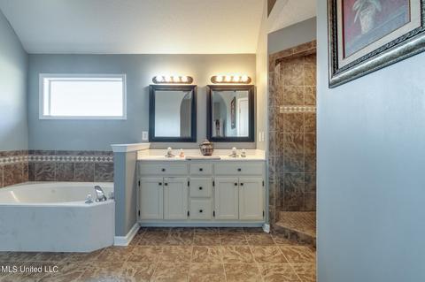12809 Pine Needle Cv, Olive Branch, MS 38654 photo 18