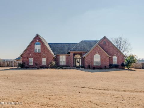 12809 Pine Needle Cv, Olive Branch, MS 38654 photo 2