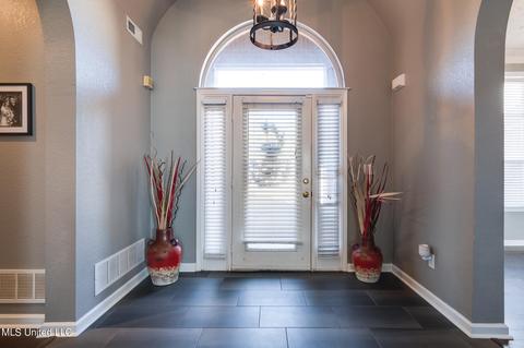 12809 Pine Needle Cv, Olive Branch, MS 38654 photo 4