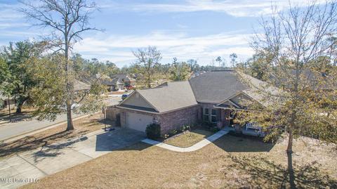 523 Dynsmore Pl, Long Beach, MS 39560 photo 4