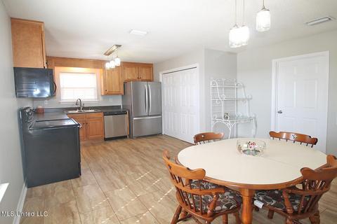 6140 Beaver Dam Rd, Lucedale, MS 39452 photo 8