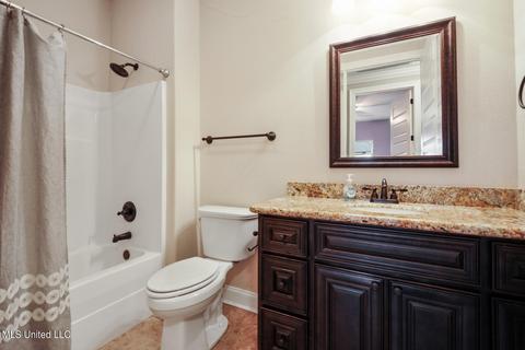 719 Champagne Dr, Biloxi, MS 39532 photo 20