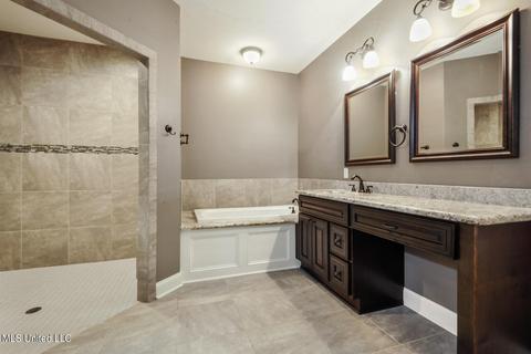 719 Champagne Dr, Biloxi, MS 39532 photo 15
