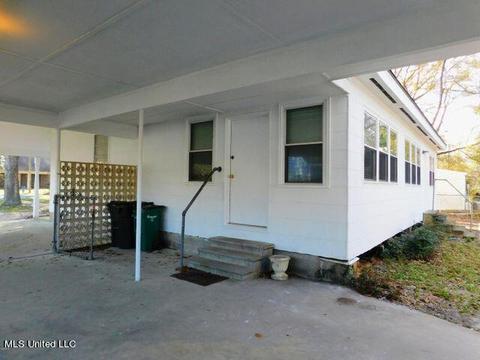 4831 Griffin St, Moss Point, MS 39563 photo 3
