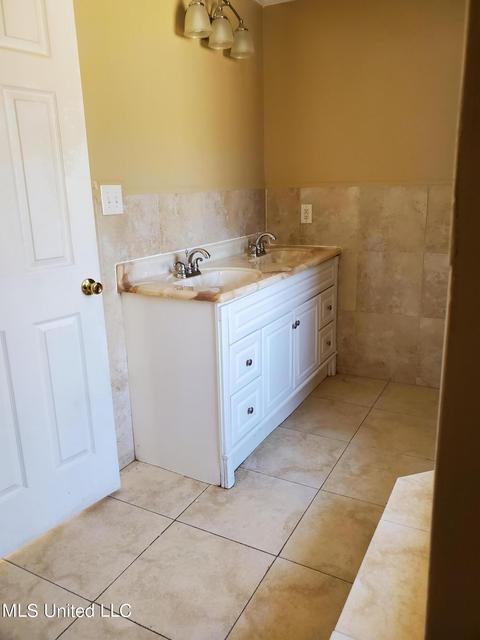 4124 Triumph Ave, Moss Point, MS 39563 photo 12