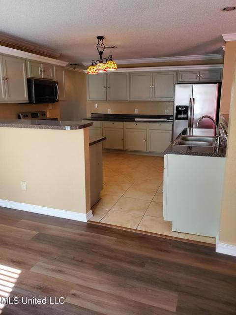 4124 Triumph Ave, Moss Point, MS 39563 photo 17