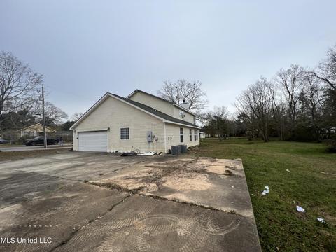 4124 Triumph Ave, Moss Point, MS 39563 photo 32