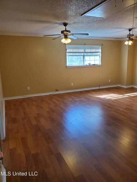 4124 Triumph Ave, Moss Point, MS 39563 photo 9