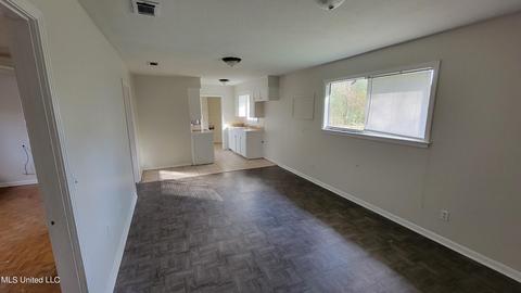 215 Culley Dr, Jackson, MS 39206 photo 5