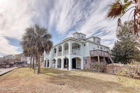 3919 Riverview Dr, Biloxi, MS 39532 photo 67