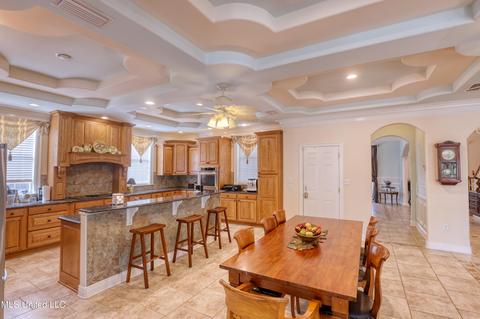 3919 Riverview Dr, Biloxi, MS 39532 photo 31