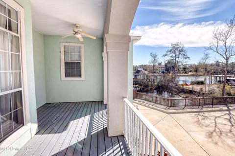 3919 Riverview Dr, Biloxi, MS 39532 photo 13