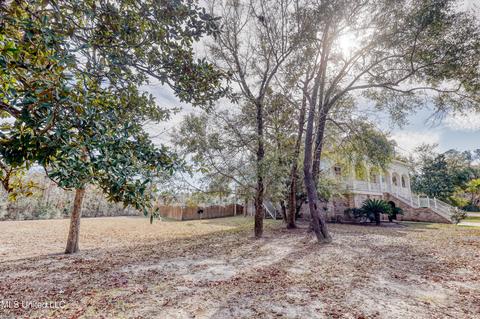 3919 Riverview Dr, Biloxi, MS 39532 photo 76