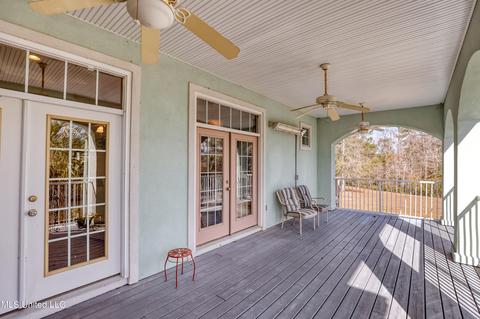 3919 Riverview Dr, Biloxi, MS 39532 photo 56