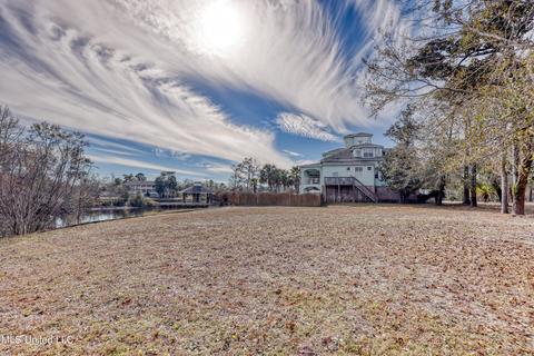 3919 Riverview Dr, Biloxi, MS 39532 photo 78