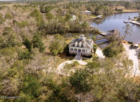 3919 Riverview Dr, Biloxi, MS 39532 photo 87